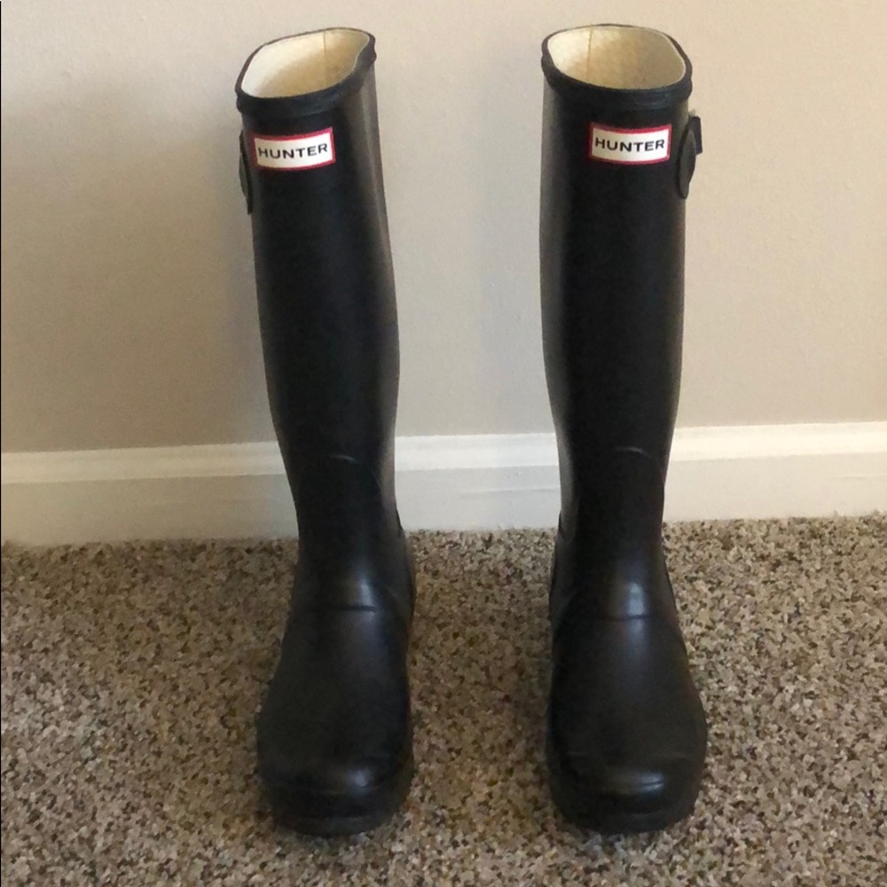 Hunter Women's Classic Black Tall Rain Boots